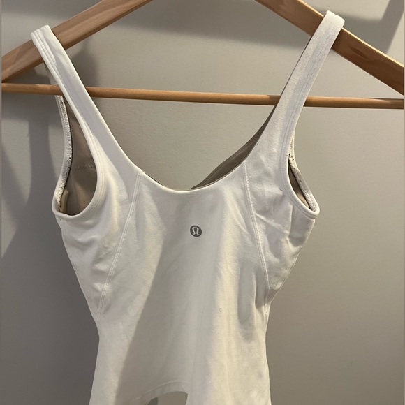 Lululemon align tank,waist length, white, size 0 - Picture 2 of 3